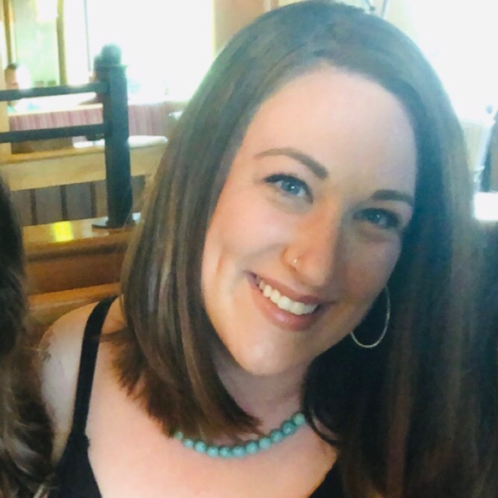 Meet your Posher, Jennifer